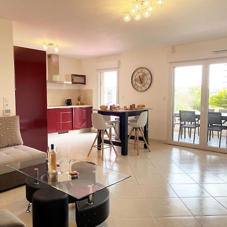 Tres Bel Appartement -Residence Avec Piscine Sur Le Toit Et Vue Panoramique Saint-Raphaël Extérieur photo