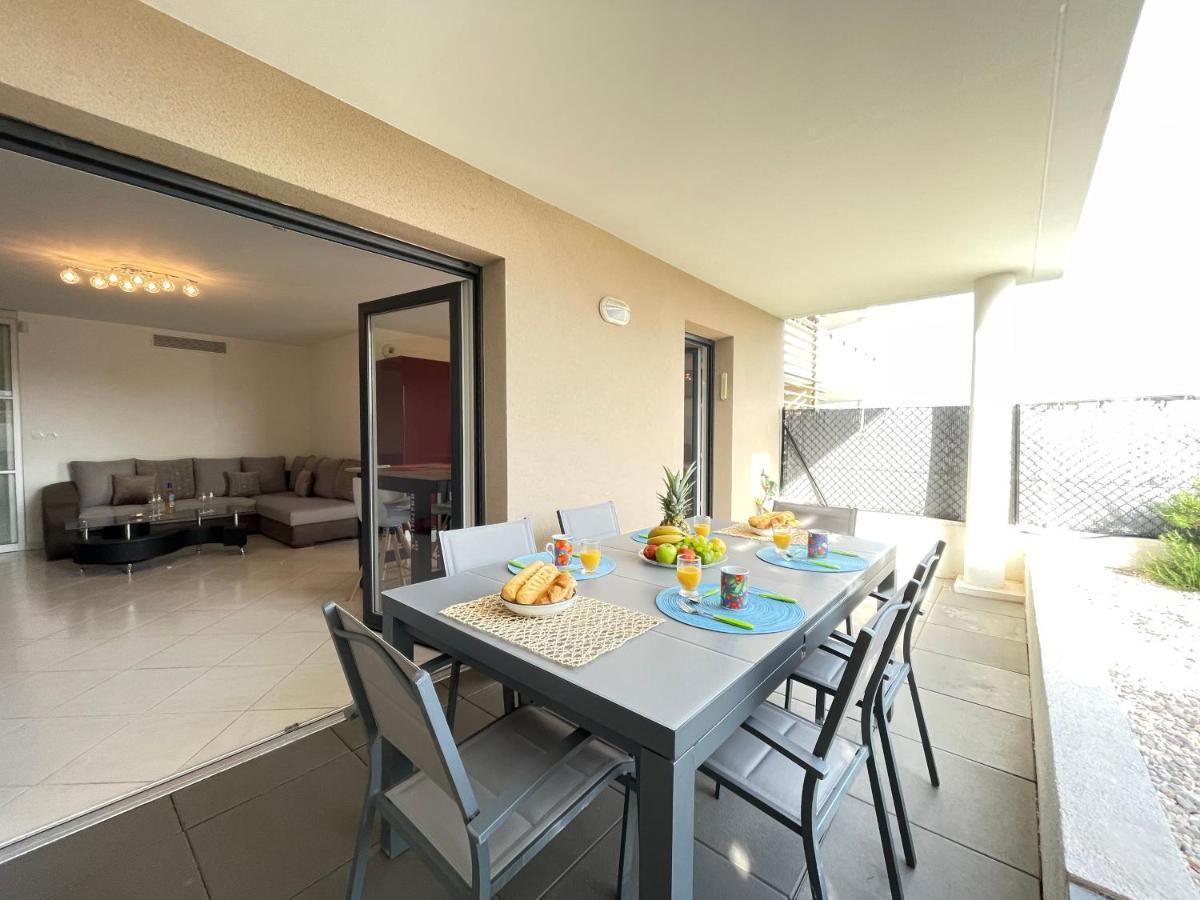 Tres Bel Appartement -Residence Avec Piscine Sur Le Toit Et Vue Panoramique Saint-Raphaël Extérieur photo