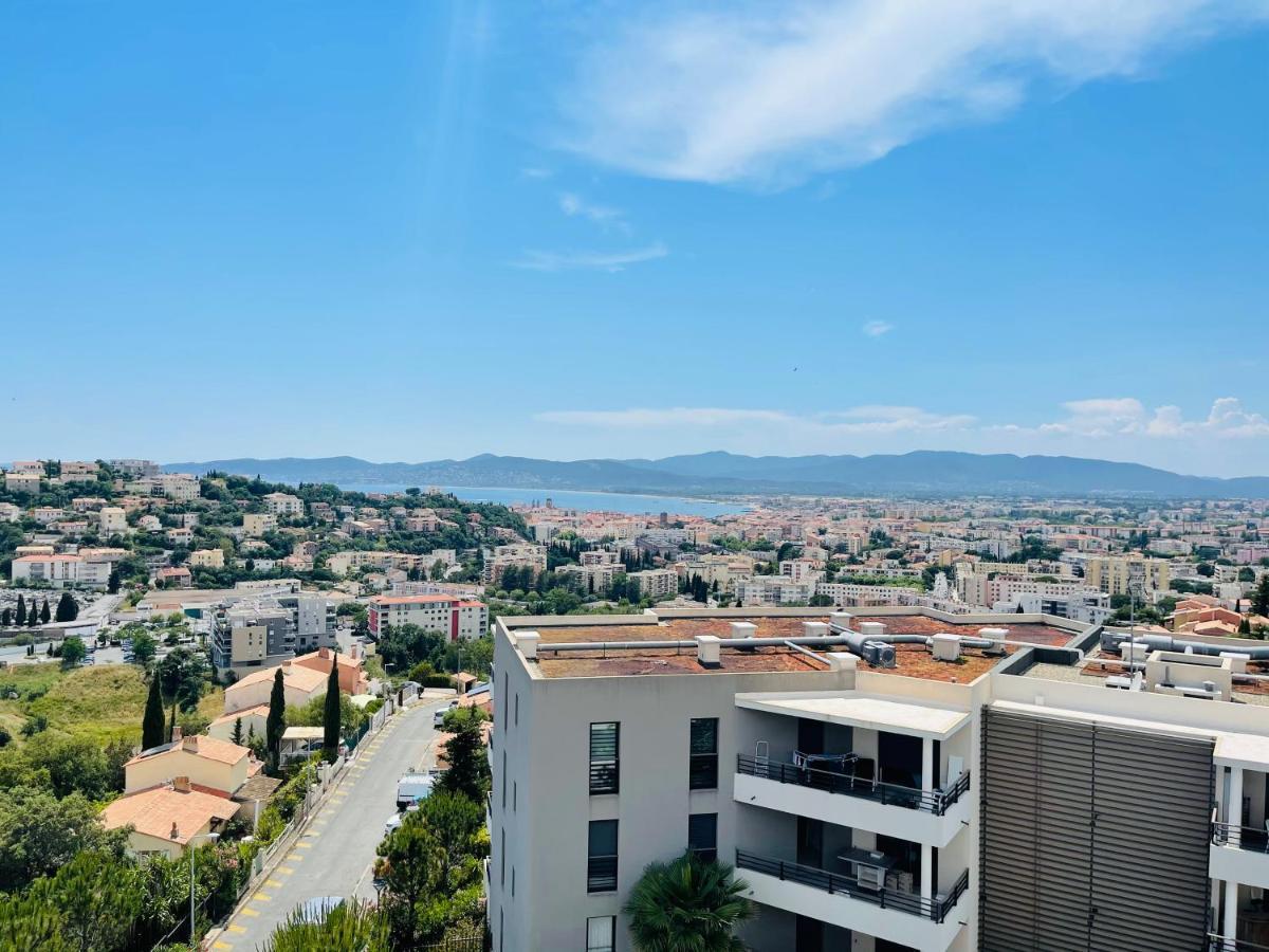 Tres Bel Appartement -Residence Avec Piscine Sur Le Toit Et Vue Panoramique Saint-Raphaël Extérieur photo