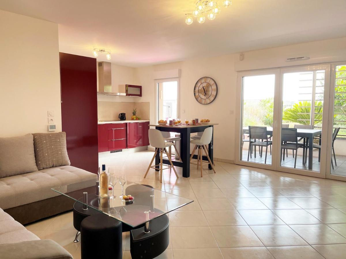 Tres Bel Appartement -Residence Avec Piscine Sur Le Toit Et Vue Panoramique Saint-Raphaël Extérieur photo